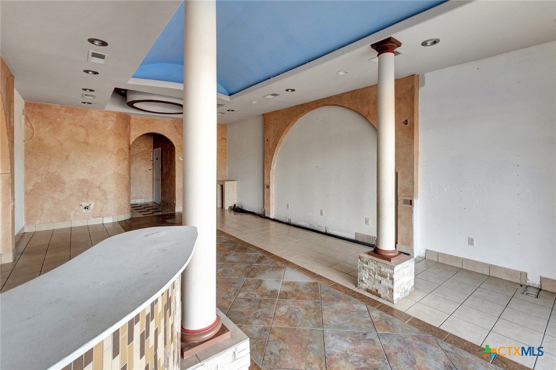 2604 E Mockingbird Lane A