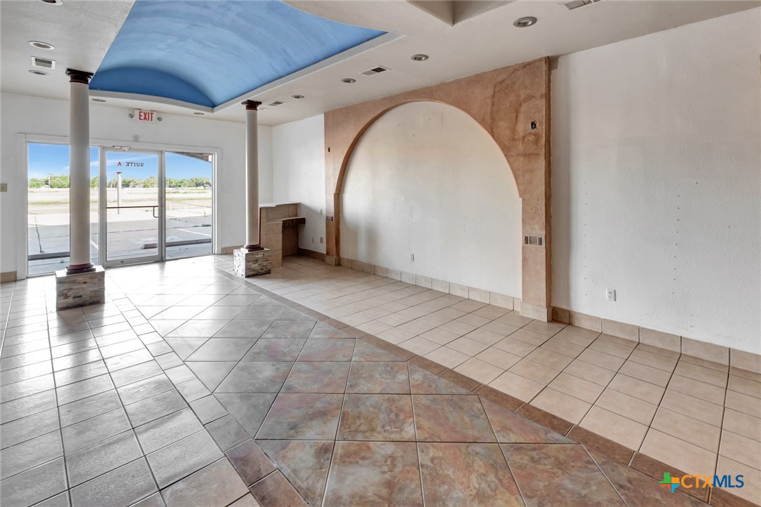 2604 E Mockingbird Lane A