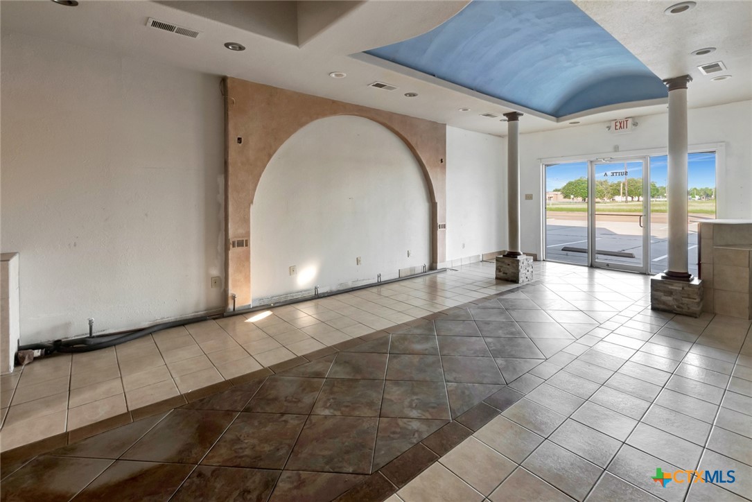 2604 E Mockingbird Lane A