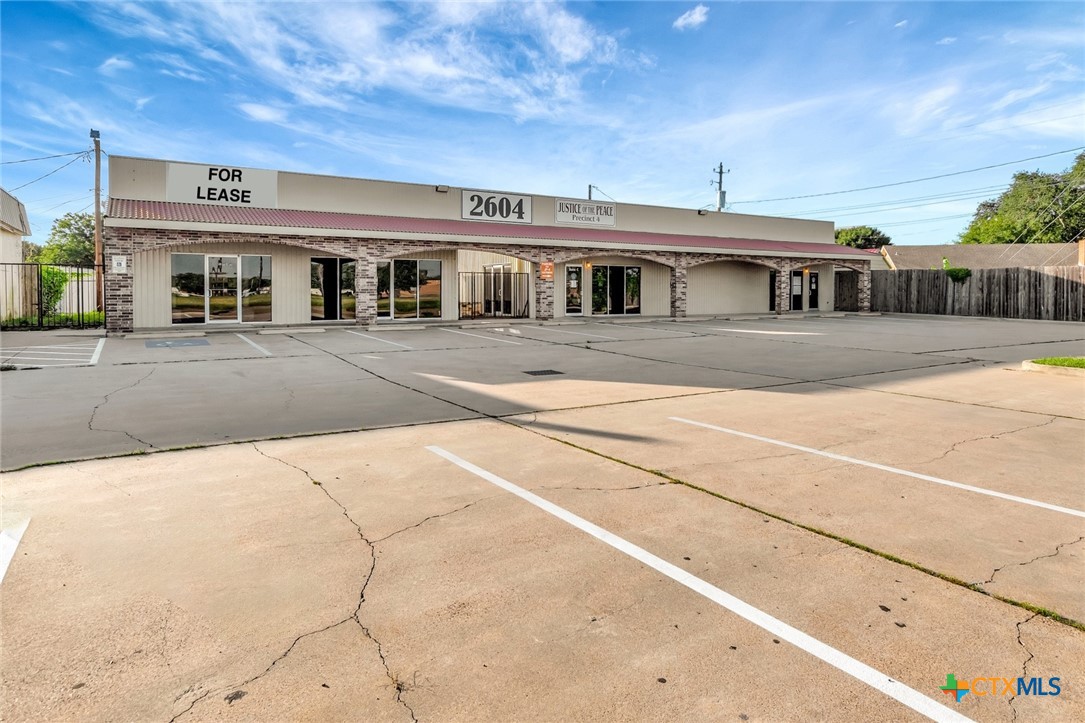 2604 E Mockingbird Lane A