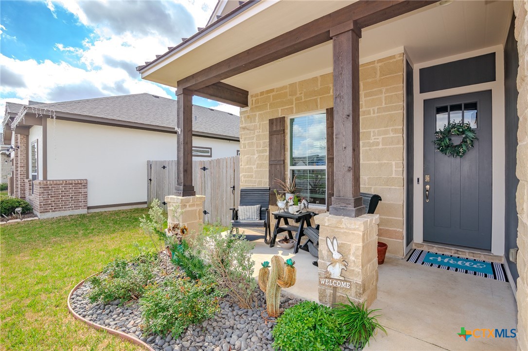 111 Dripping Spring