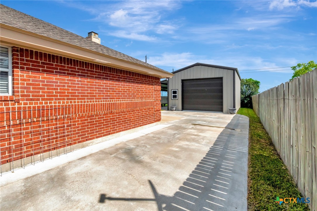 206 Sparrow Lane