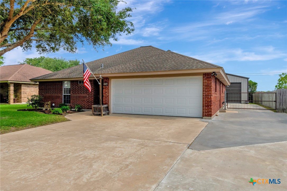 206 Sparrow Lane