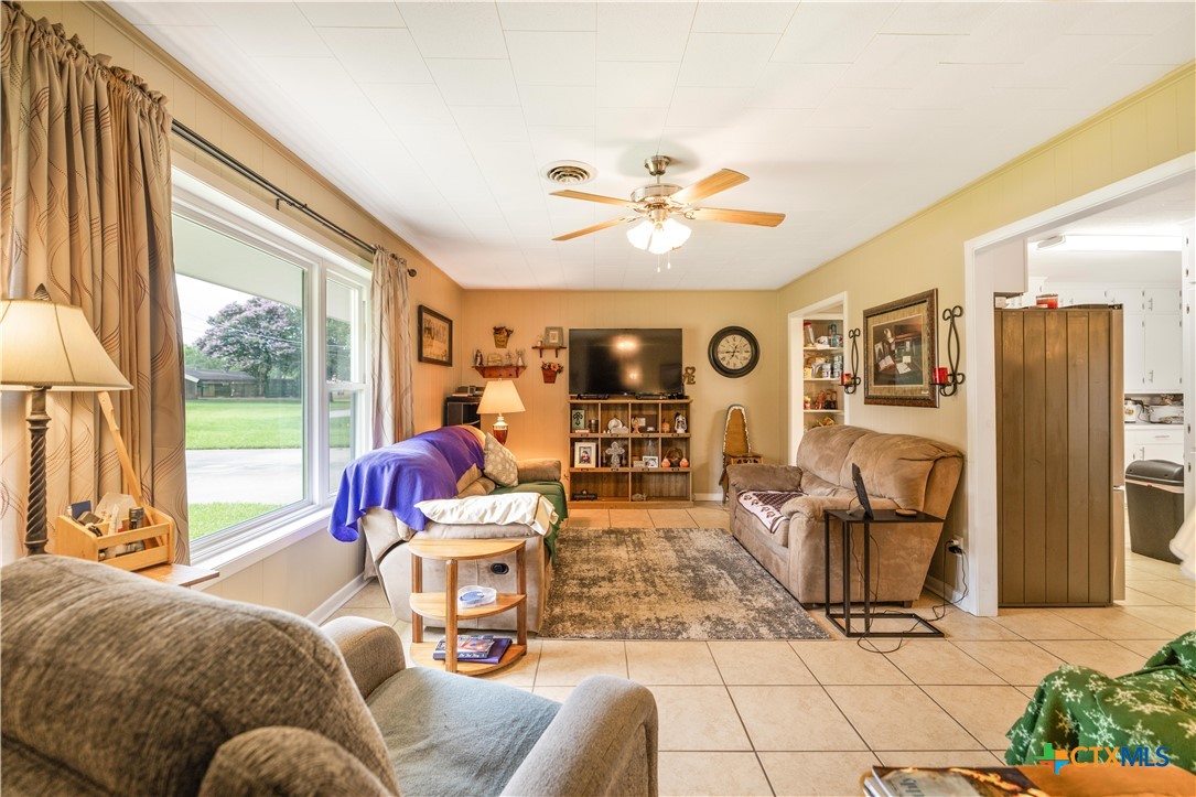 508 W Johnson Street