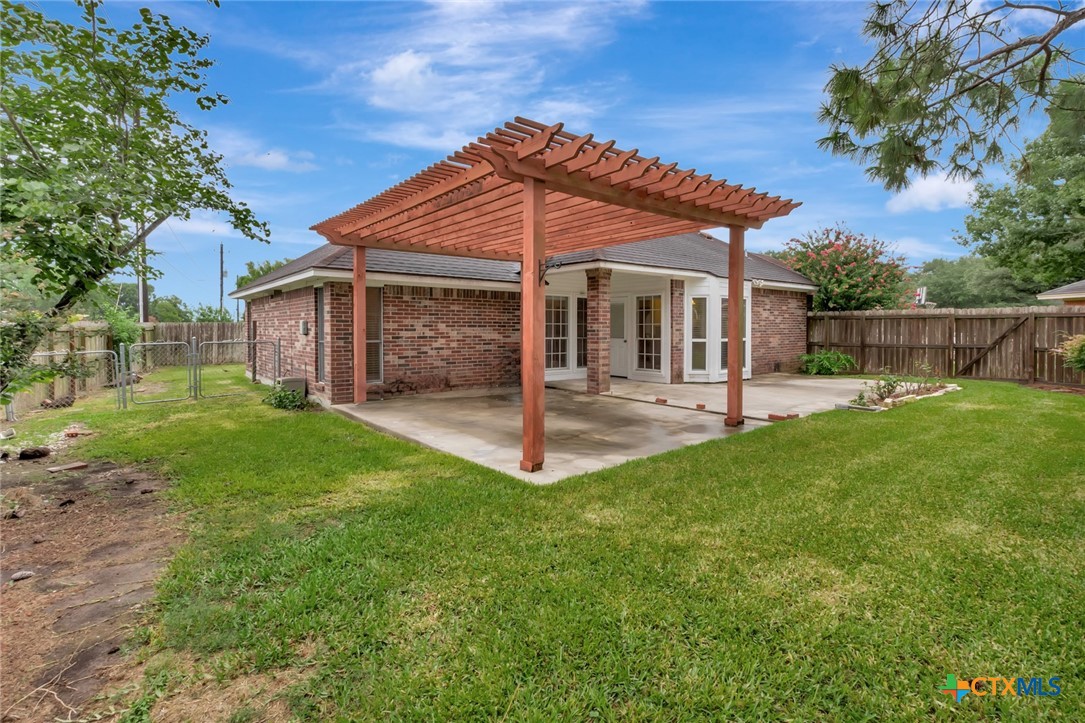 106 Hamlet Court