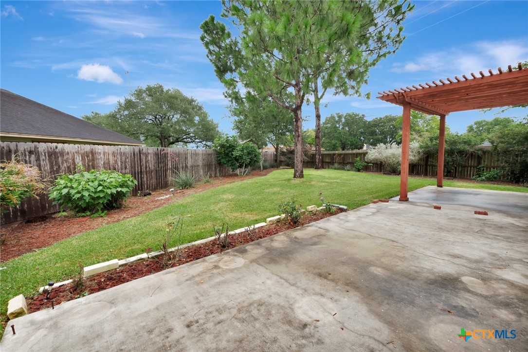 106 Hamlet Court