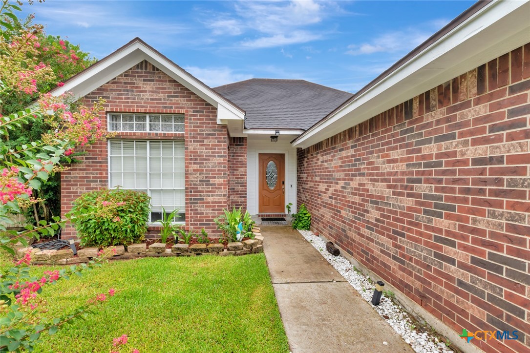 106 Hamlet Court