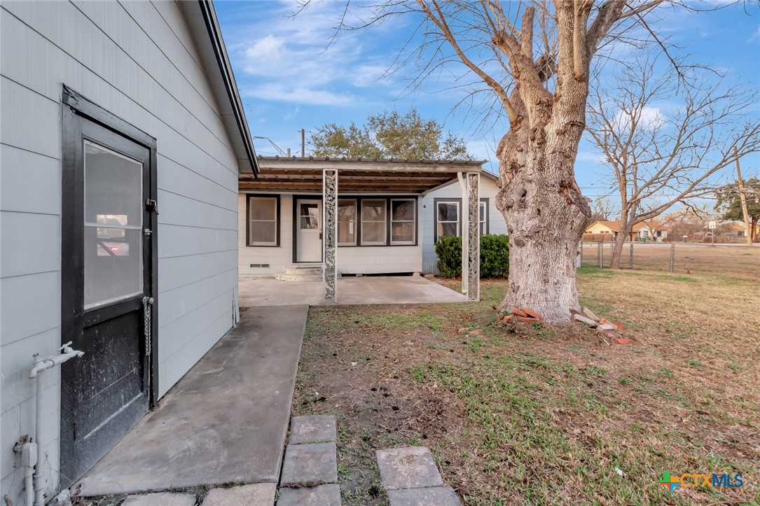 2901 Lone Tree