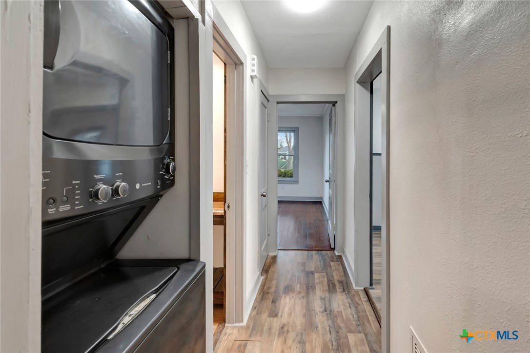 2901 Lone Tree