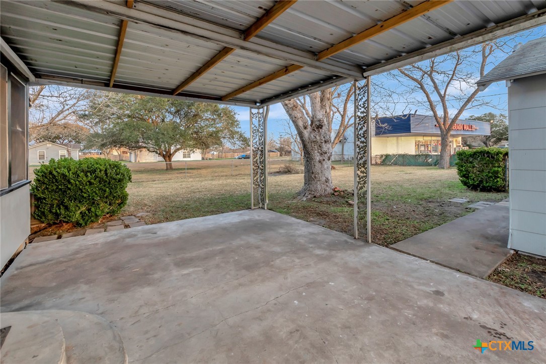 2901 Lone Tree