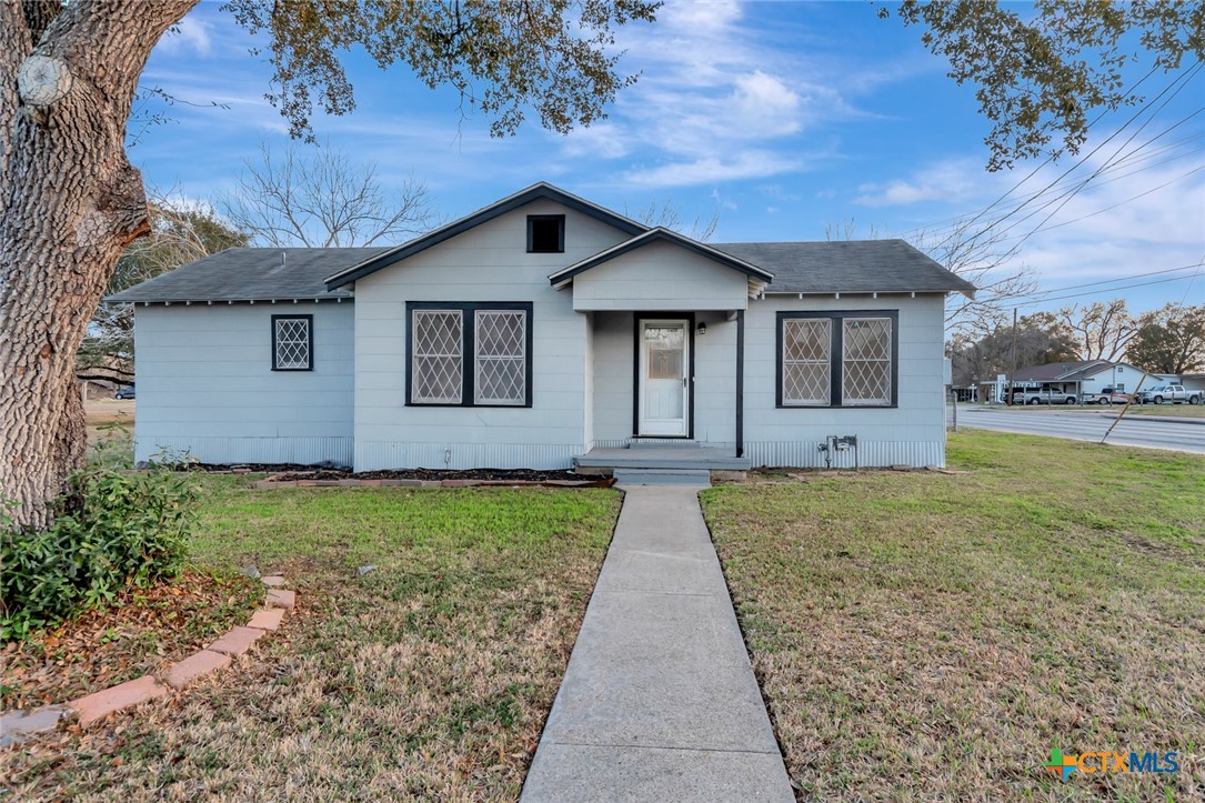 2901 Lone Tree