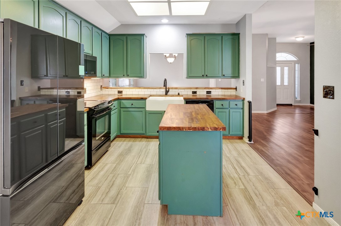 705 Ashland Creek