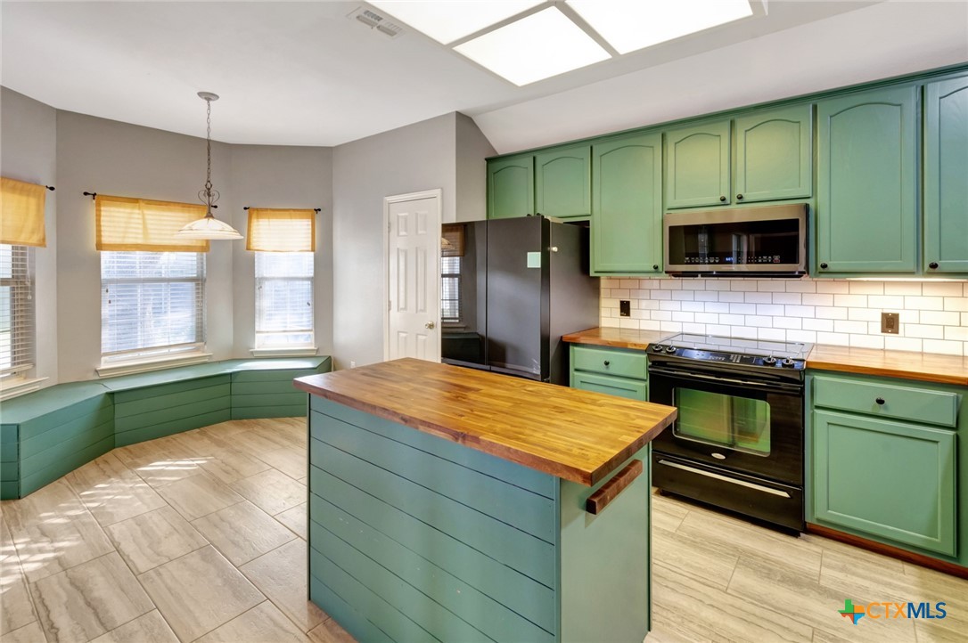 705 Ashland Creek