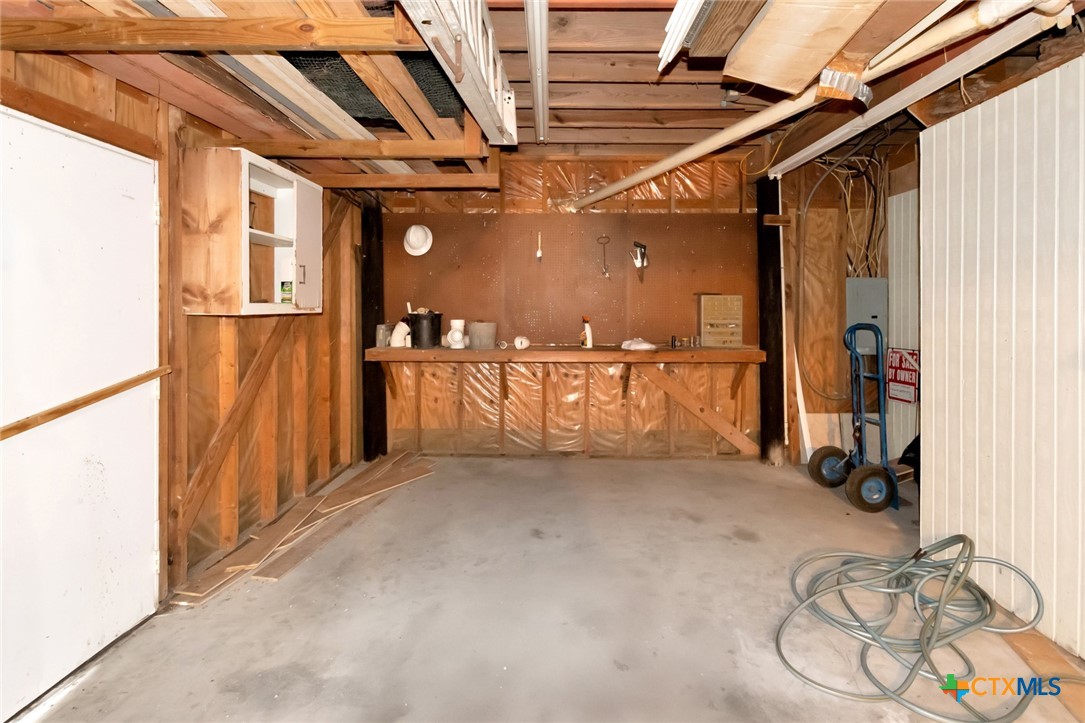 1106 W Jefferson Avenue