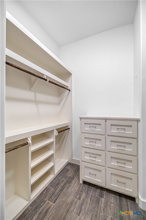 230 Chateau Way