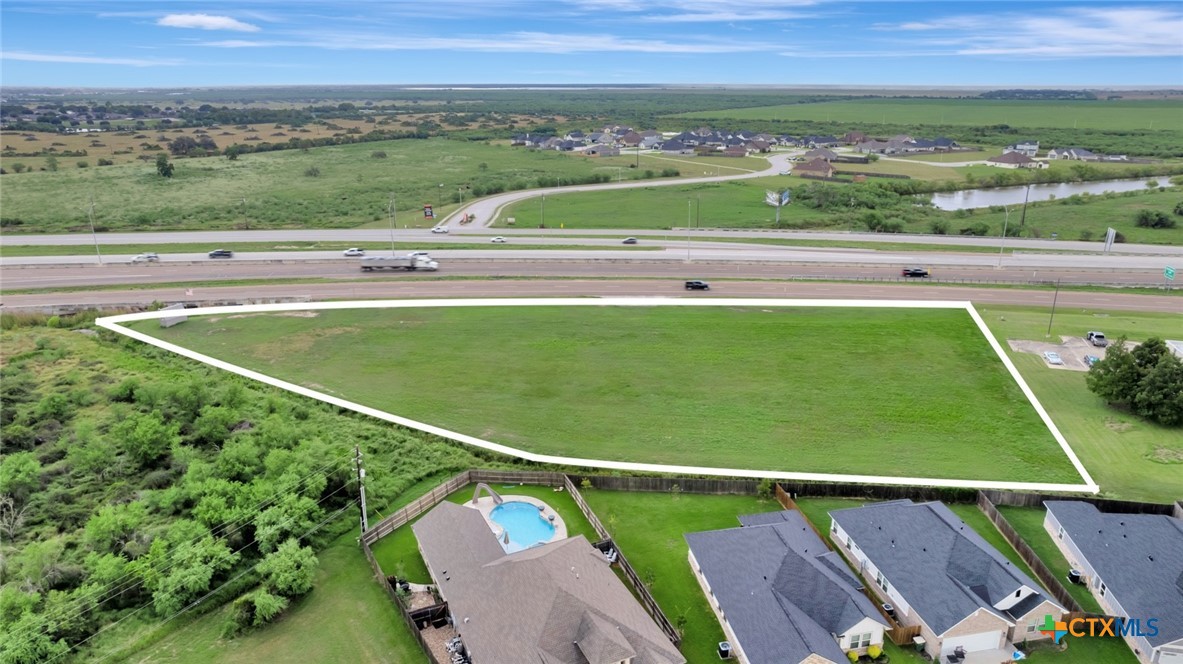 6201 NE Zac Lentz Parkway
