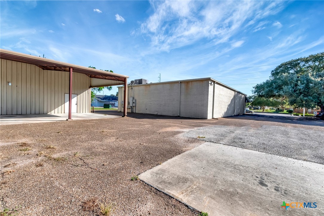 3412 Sam Houston Drive