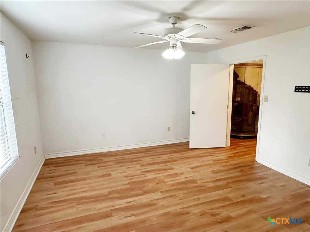 1306 N Moody Street