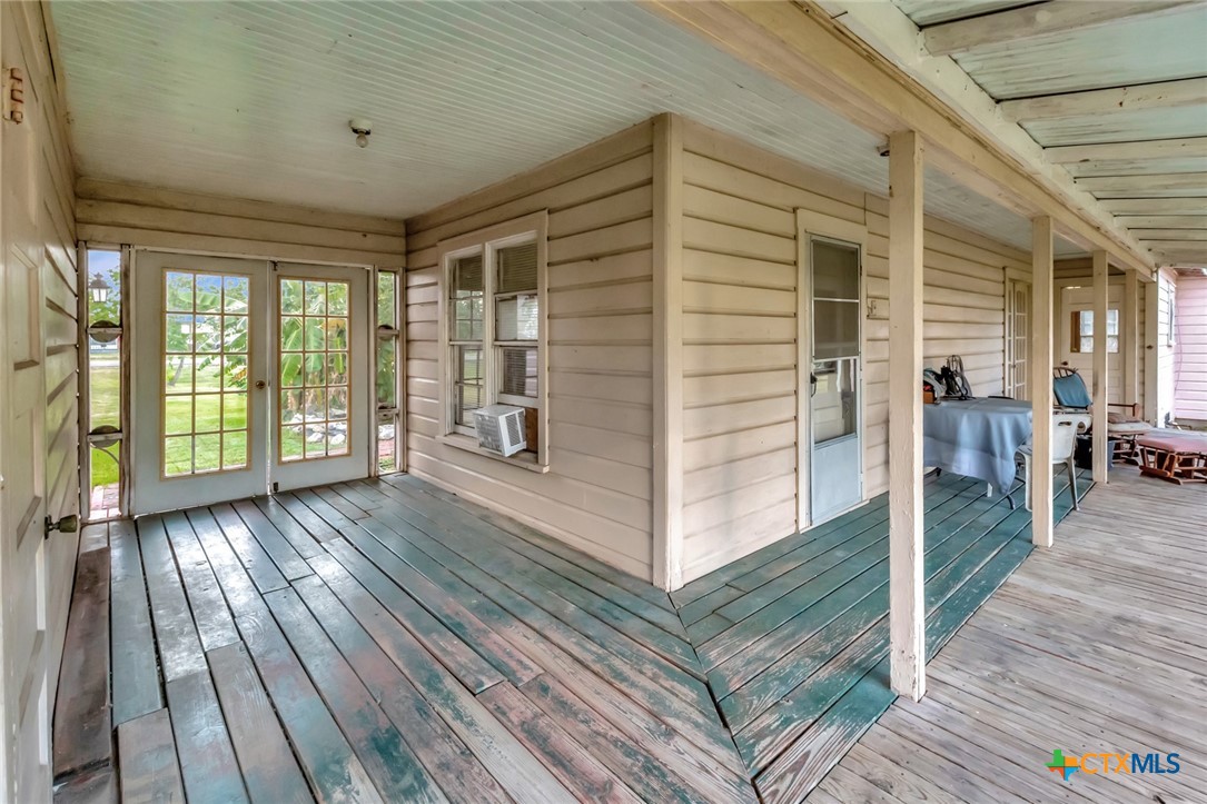 10610 State Highway 185