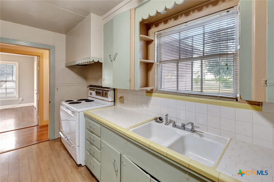 10610 State Highway 185