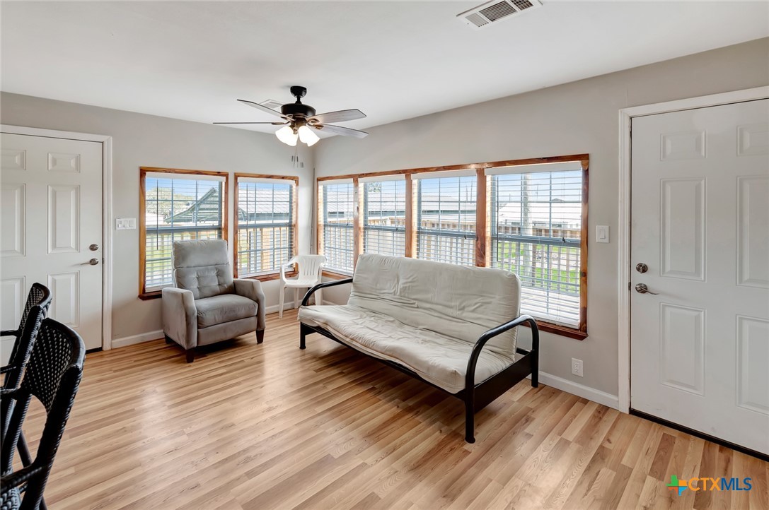 705 W Jefferson Avenue