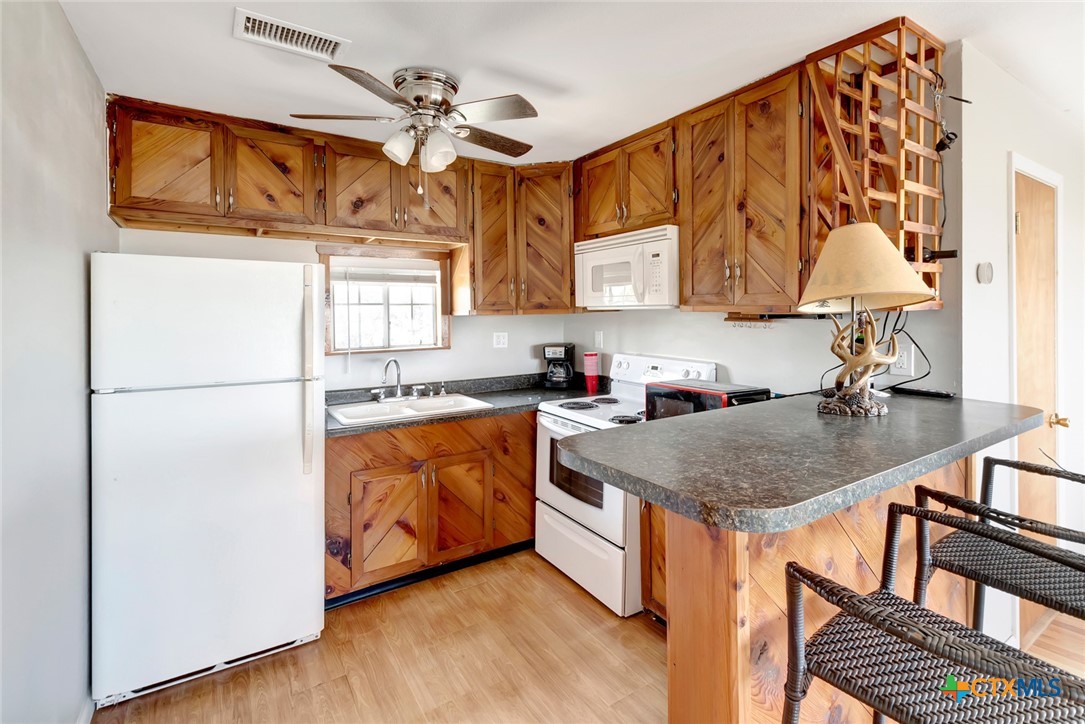 705 W Jefferson Avenue