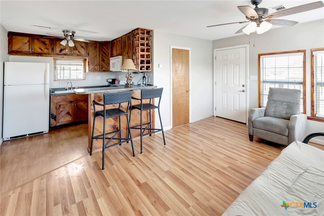 705 W Jefferson Avenue