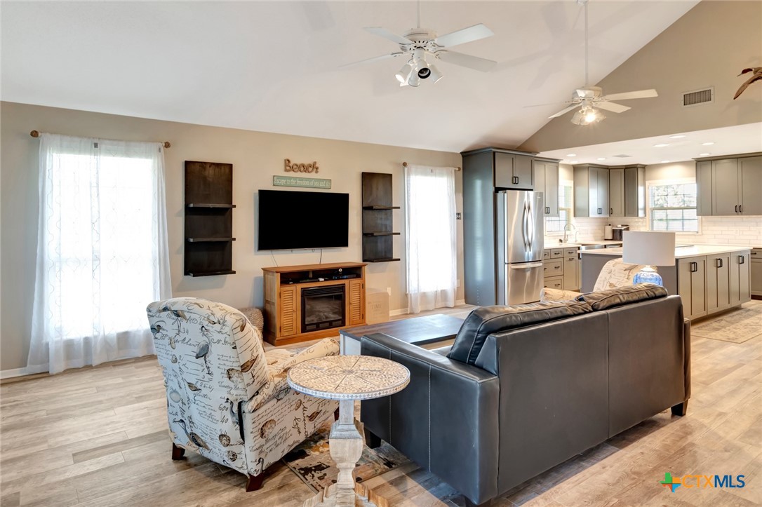 612 W Jackson Avenue