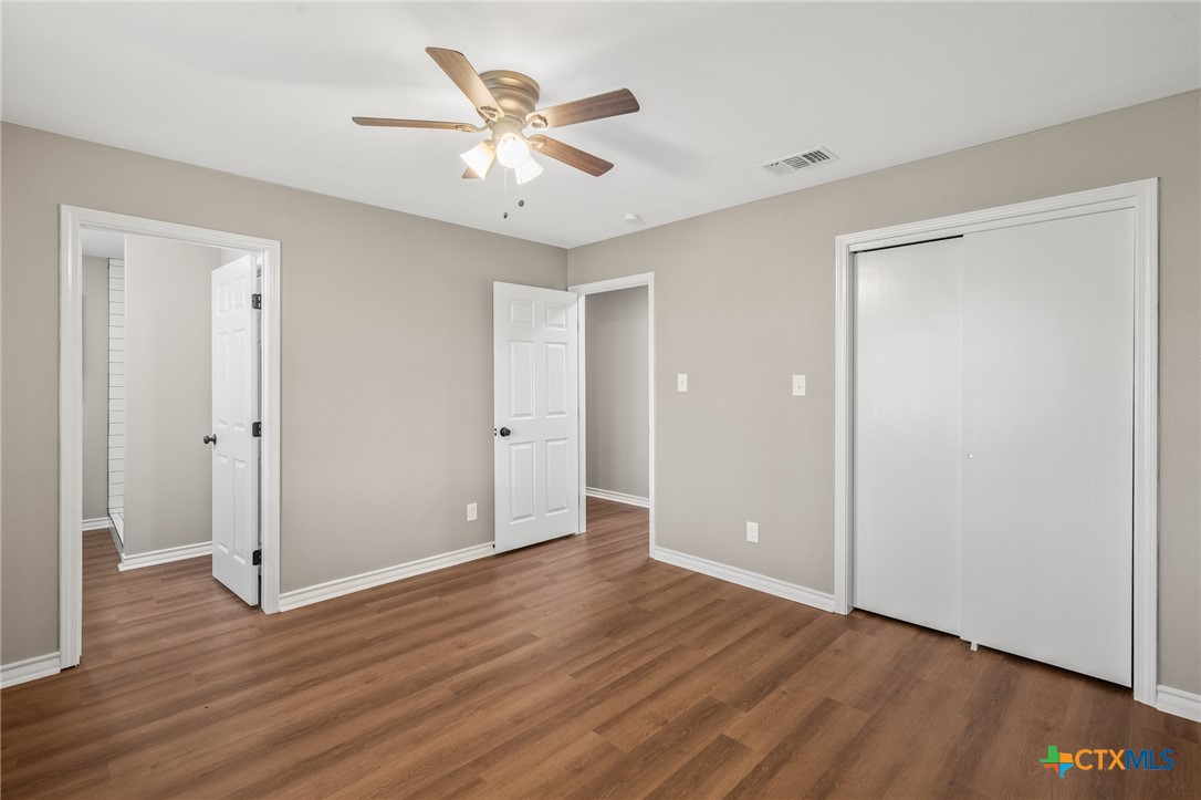 939 N San Patricio Street