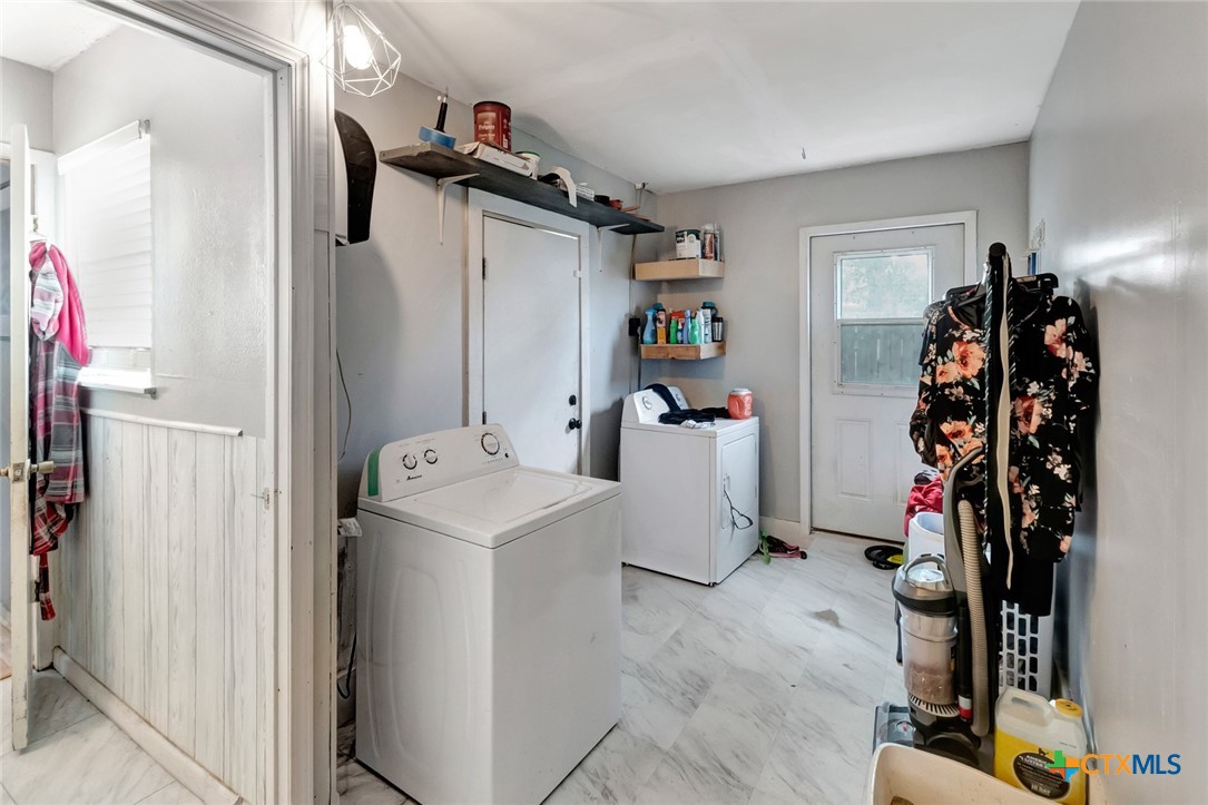 3401 Woodlawn Street