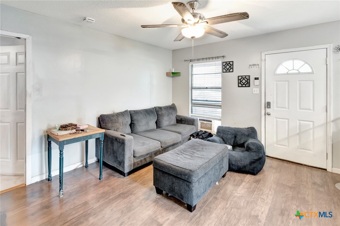 3401 Woodlawn Street