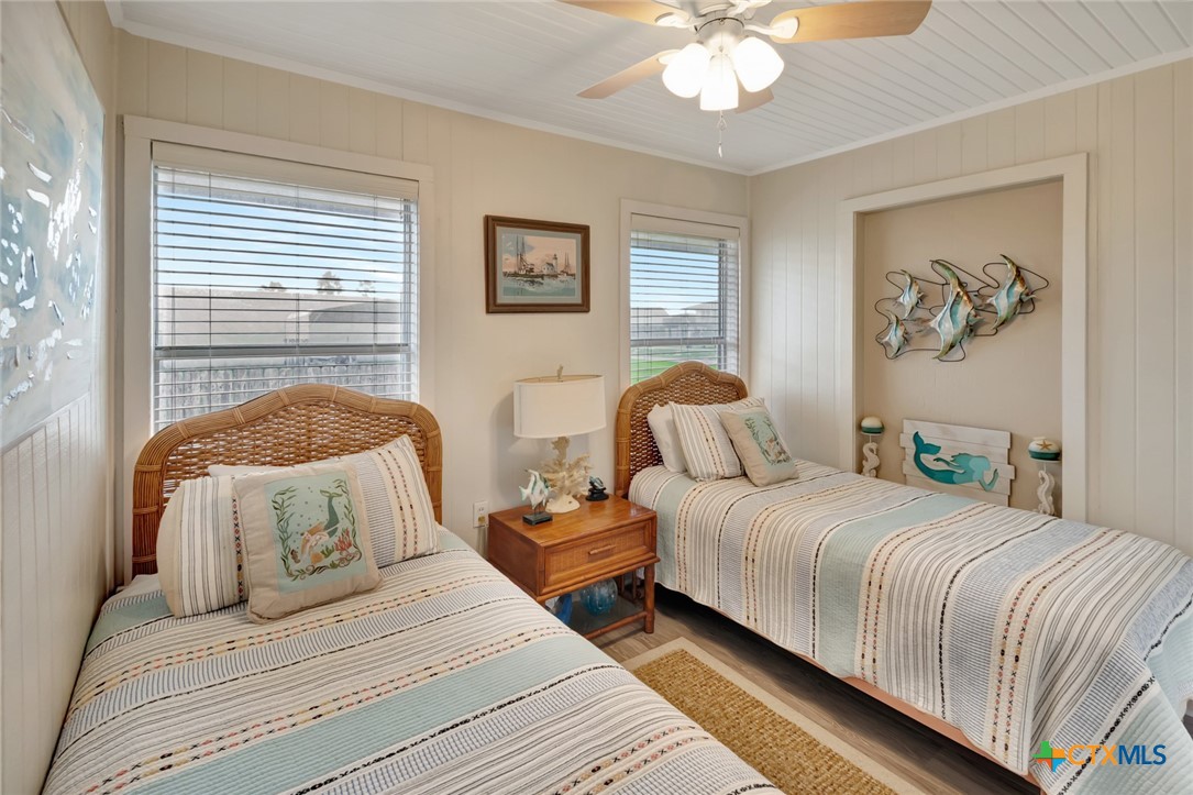 104 E Van Buren Avenue