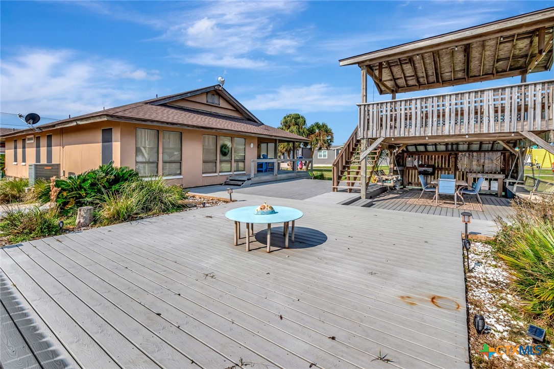 104 E Van Buren Avenue