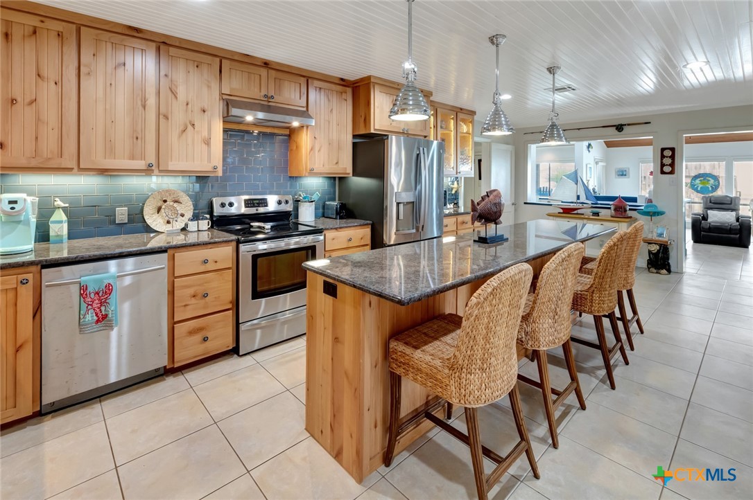 104 E Van Buren Avenue