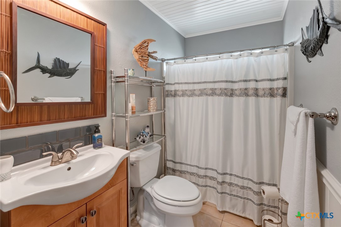 104 E Van Buren Avenue