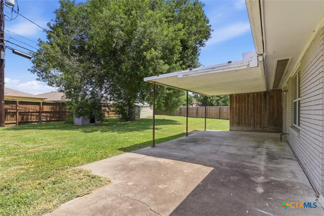 1612 Alamo Drive