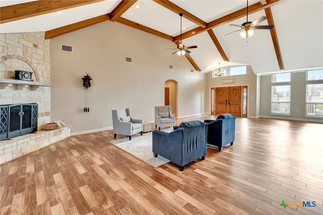 20 Stone Meadow Drive