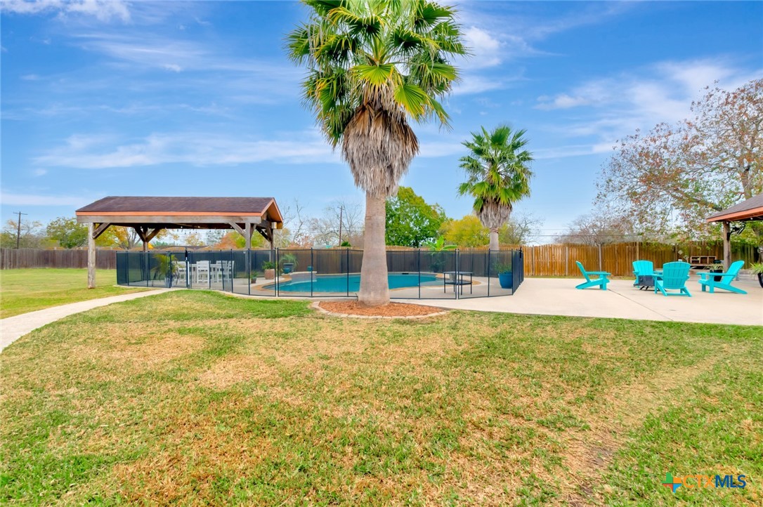 20 Stone Meadow Drive