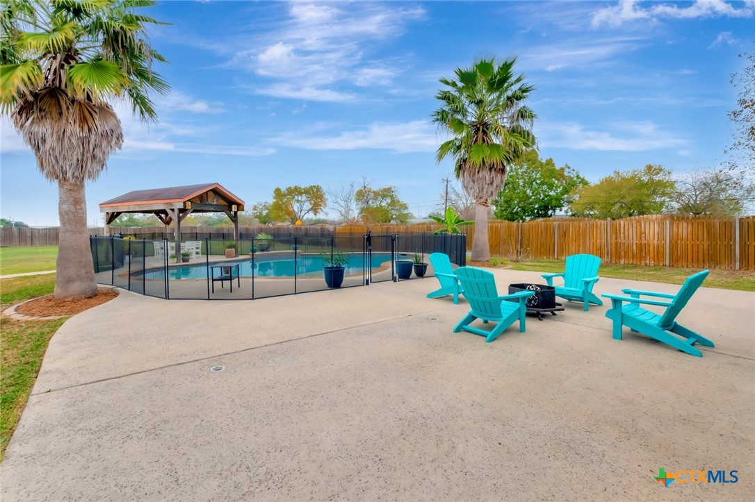 20 Stone Meadow Drive