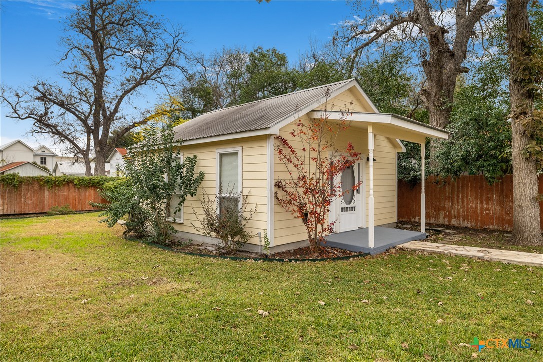 260 N Santa Clara Avenue