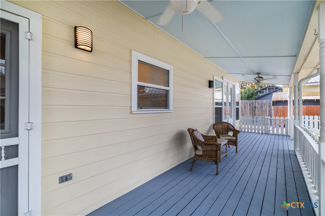 260 N Santa Clara Avenue