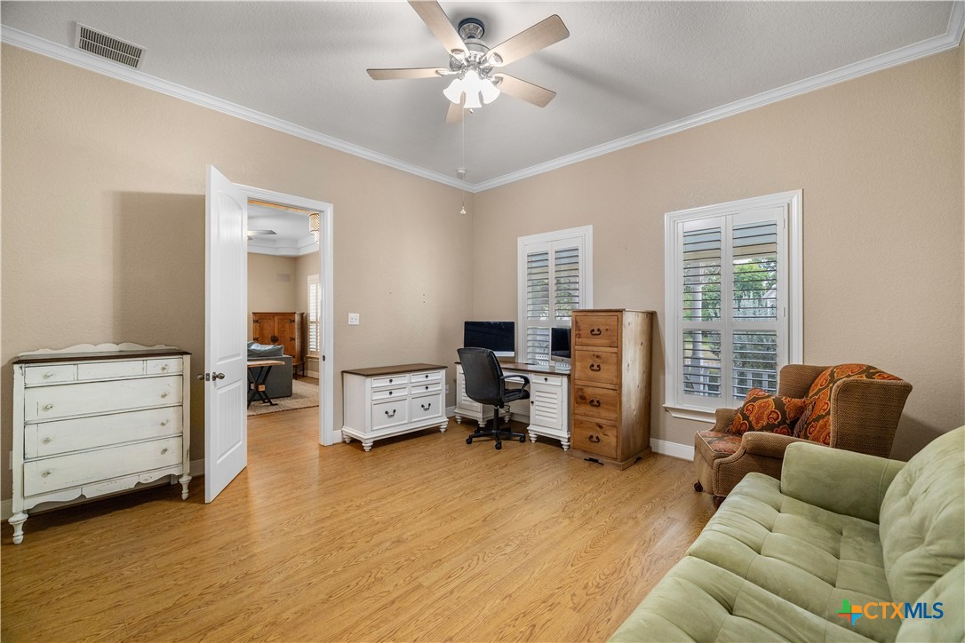 260 N Santa Clara Avenue