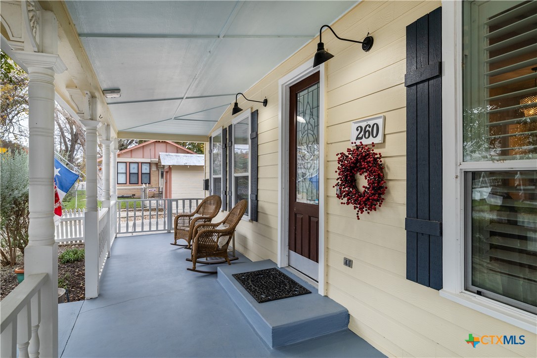 260 N Santa Clara Avenue