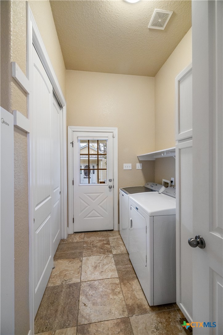 260 N Santa Clara Avenue