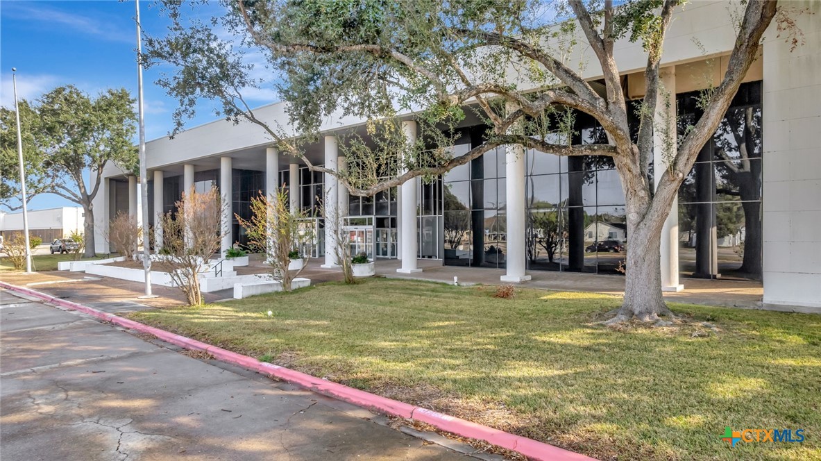 1908 N Laurent Street