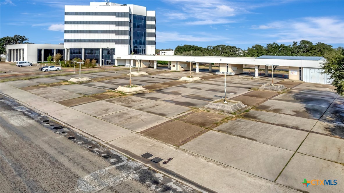 1908 N Laurent Street