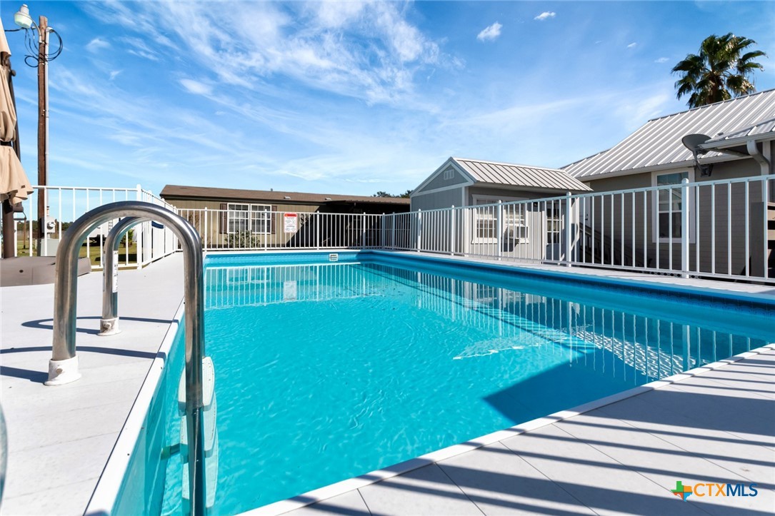 612 W Jackson Avenue