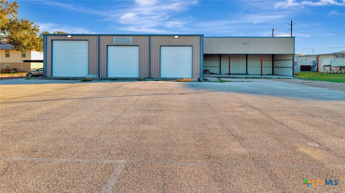 3102 Sam Houston Drive