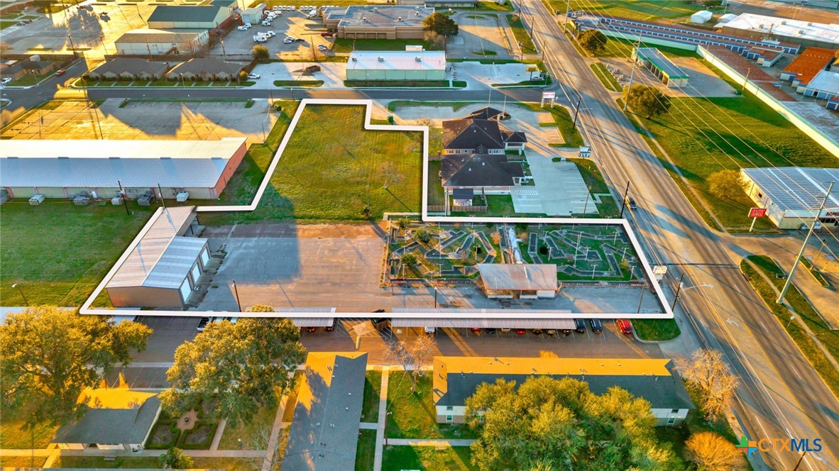 3102 Sam Houston Drive