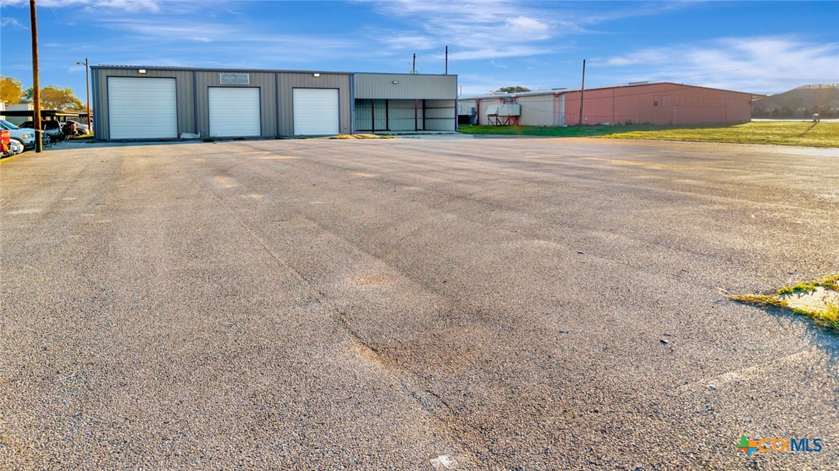 3102 Sam Houston Drive